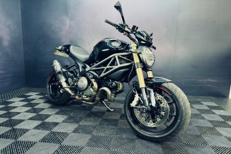 2011 DUCATI MONSTER 1100, Black - photo 18