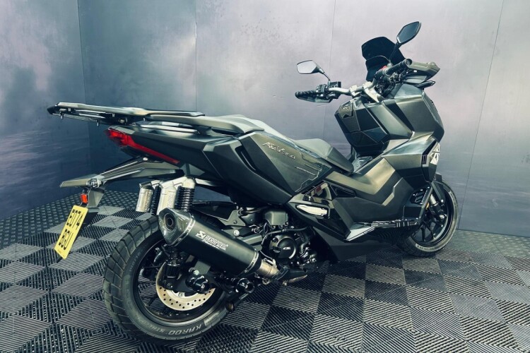 HONDA ADV 350