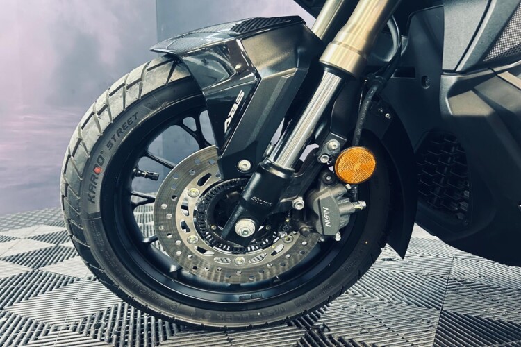 HONDA ADV 350