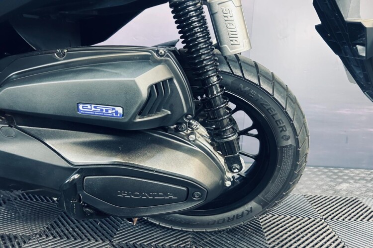 HONDA ADV 350
