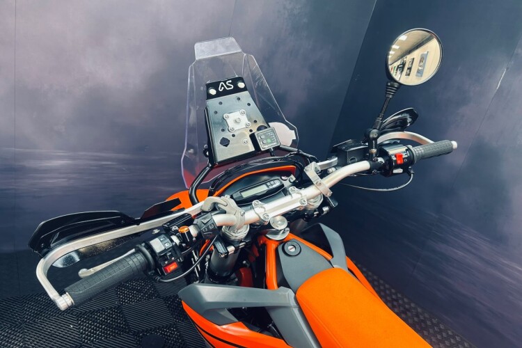 2023 KTM 690 ENDURO R, Orange - photo 7