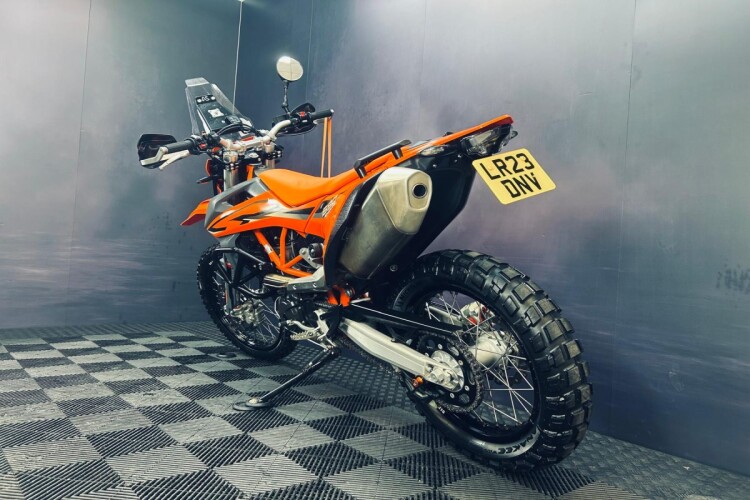 2023 KTM 690 ENDURO R, Orange - photo 14