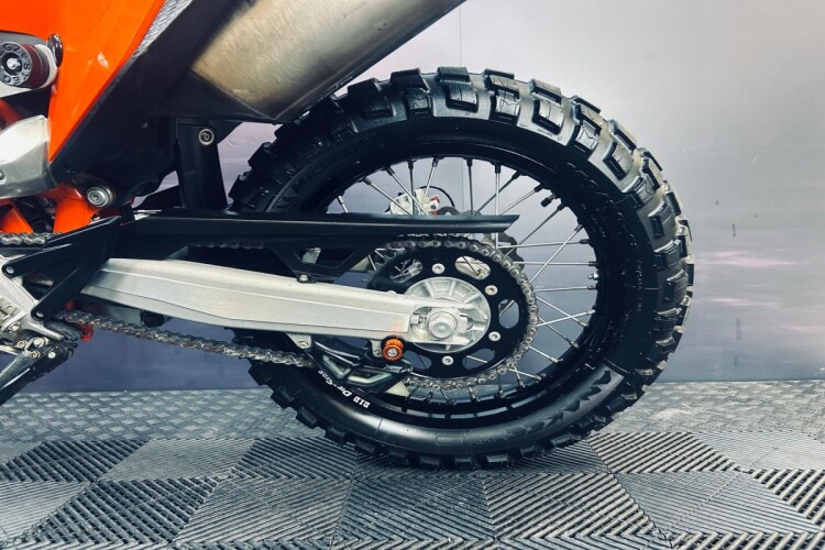 2023 KTM 690 ENDURO R, Orange - photo 18