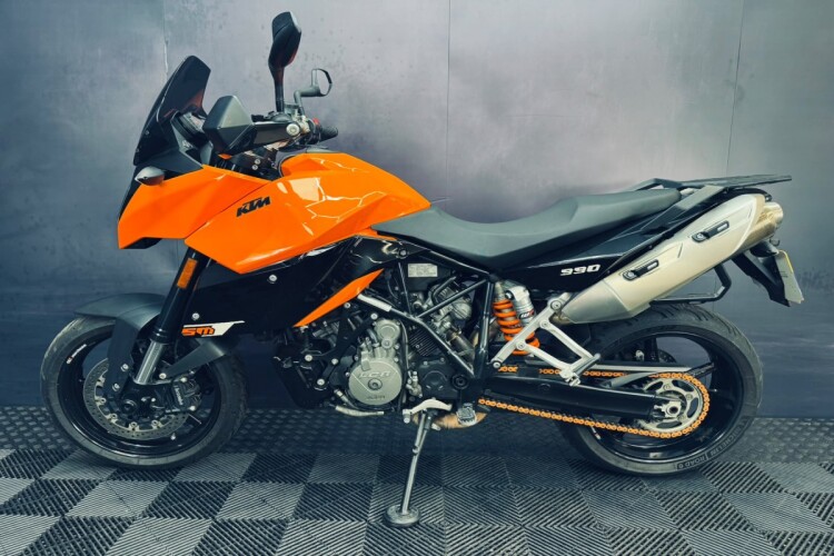 2011 KTM 990 SUPERMOTO, Orange - photo 3