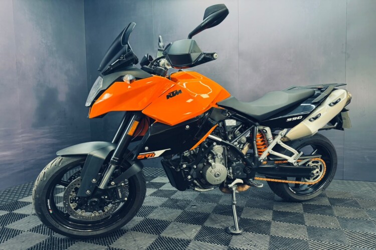 2011 KTM 990 SUPERMOTO, Orange - photo 5