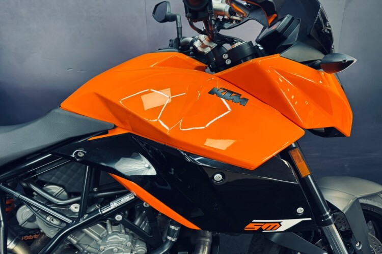 2011 KTM 990 SUPERMOTO, Orange - photo 6