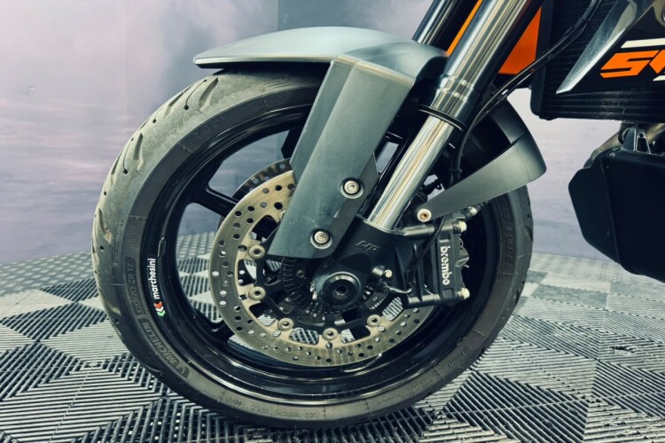 2011 KTM 990 SUPERMOTO, Orange - photo 16