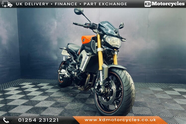 2015 YAMAHA MT-09, Orange