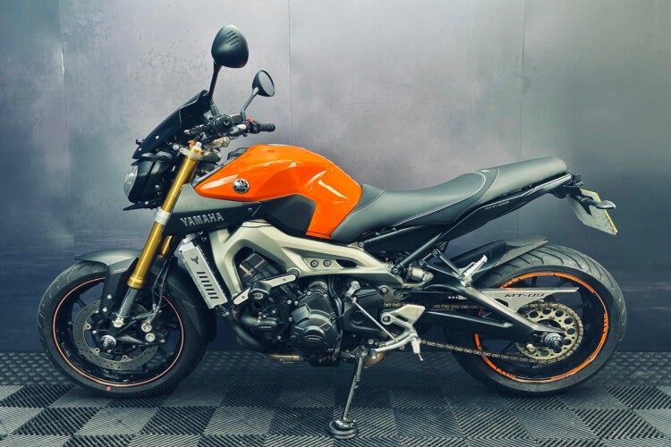 2015 YAMAHA MT-09, Orange - photo 3