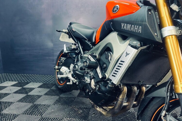 2015 YAMAHA MT-09, Orange - photo 10