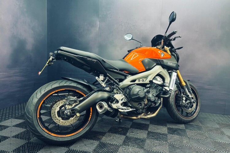 2015 YAMAHA MT-09, Orange - photo 12
