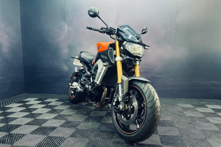 2015 YAMAHA MT-09, Orange - photo 19