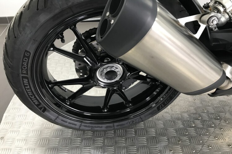2022 TRIUMPH SPEED TRIPLE 1200, Silver - photo 6