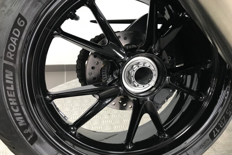 2022 TRIUMPH SPEED TRIPLE 1200, Silver - photo 7