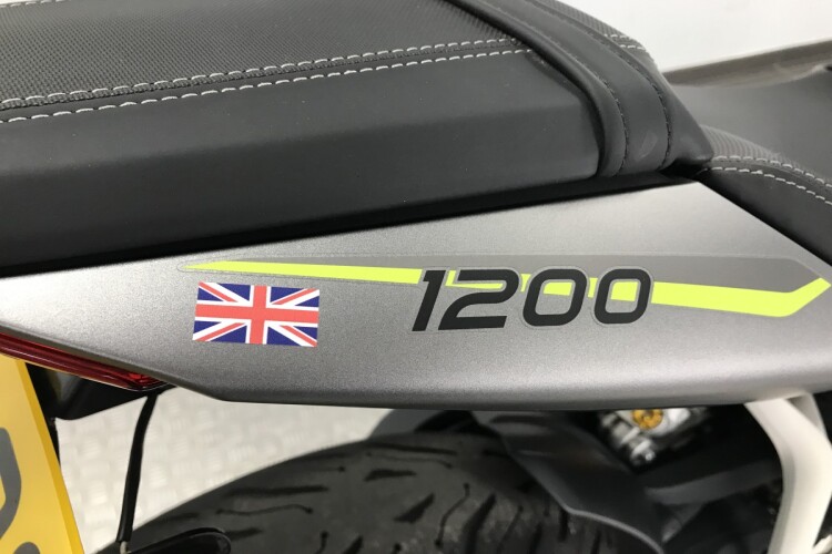 2022 TRIUMPH SPEED TRIPLE 1200, Silver - photo 9