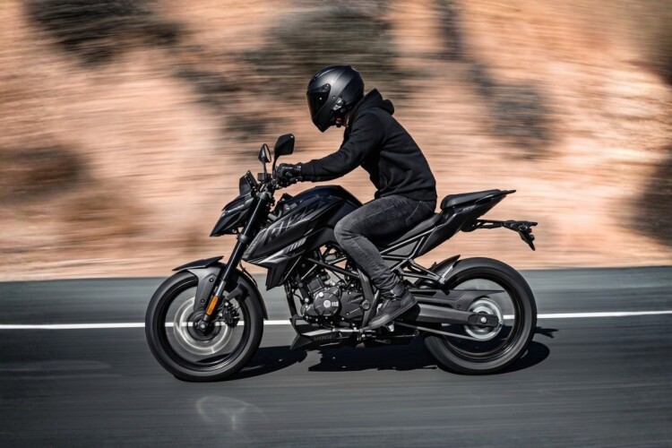 2026 VOGE R125S, Red - photo 4