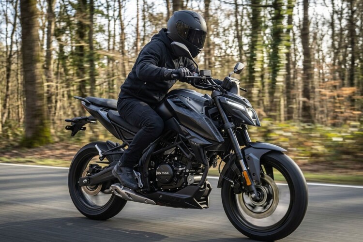 2026 VOGE R125S, Red - photo 5