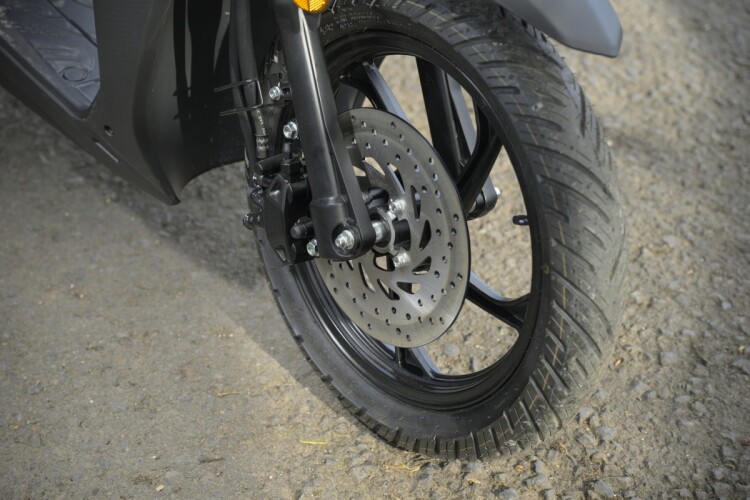 QJMOTOR LTS 125 S