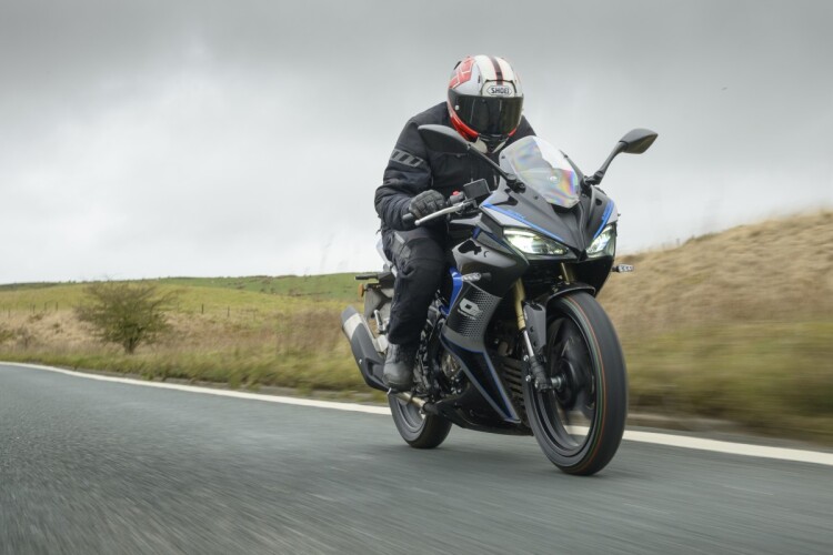QJMOTOR SRK 125 R