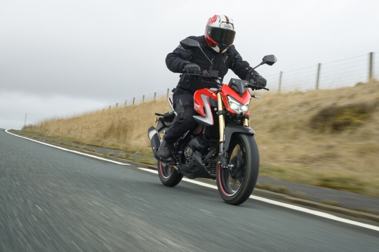 QJMOTOR SRK 125 S