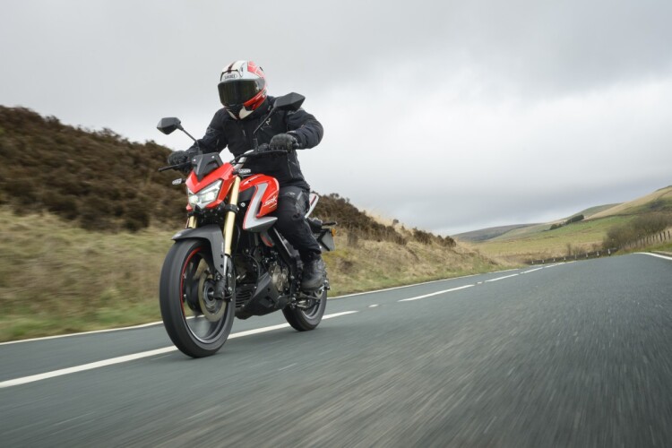 QJMOTOR SRK 125 S