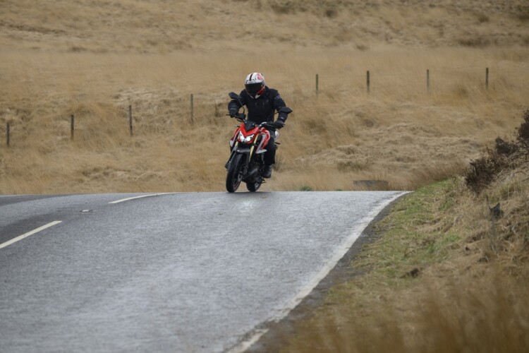 QJMOTOR SRK 125 S