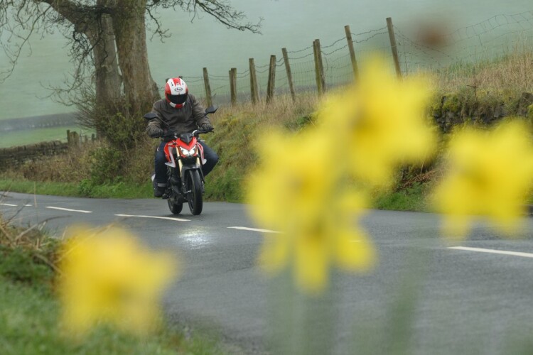 QJMOTOR SRK 125 S