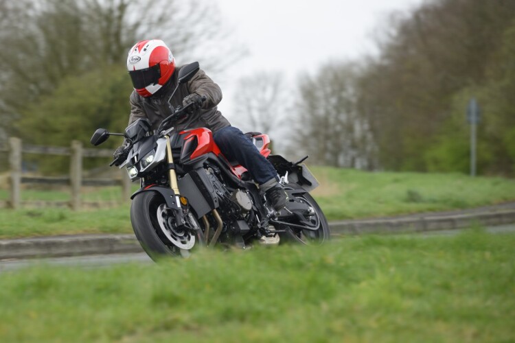 QJMOTOR SRK 800