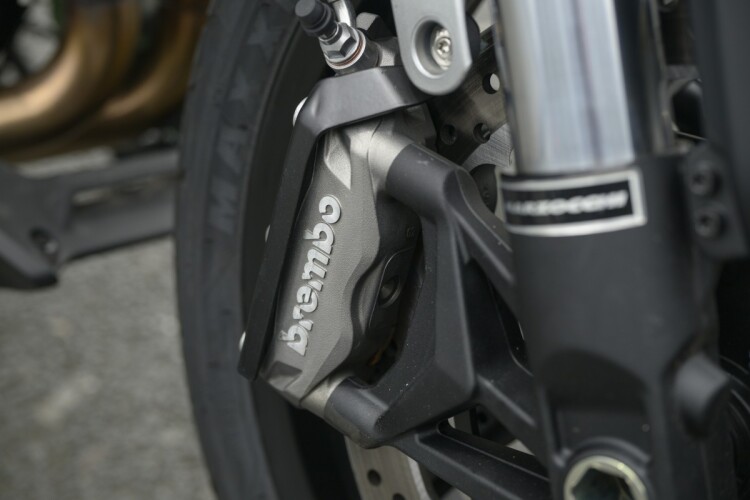 QJMOTOR SRK 900