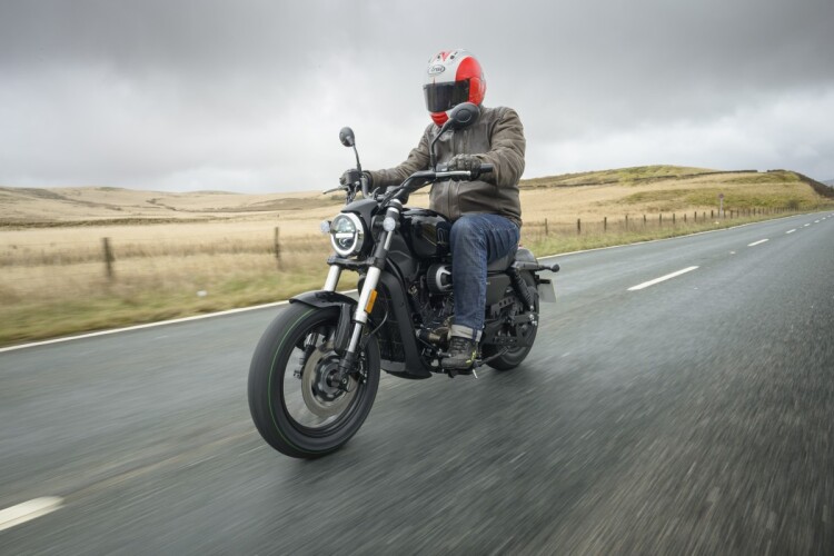 QJMOTOR SRV 125