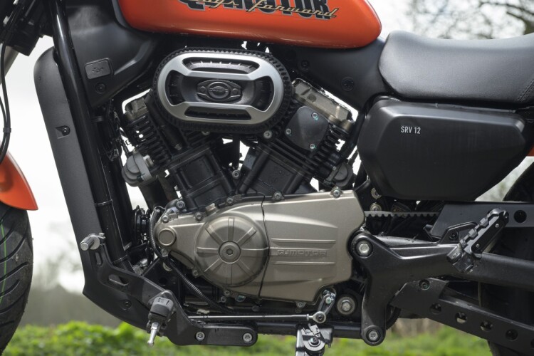 QJMOTOR SRV 125