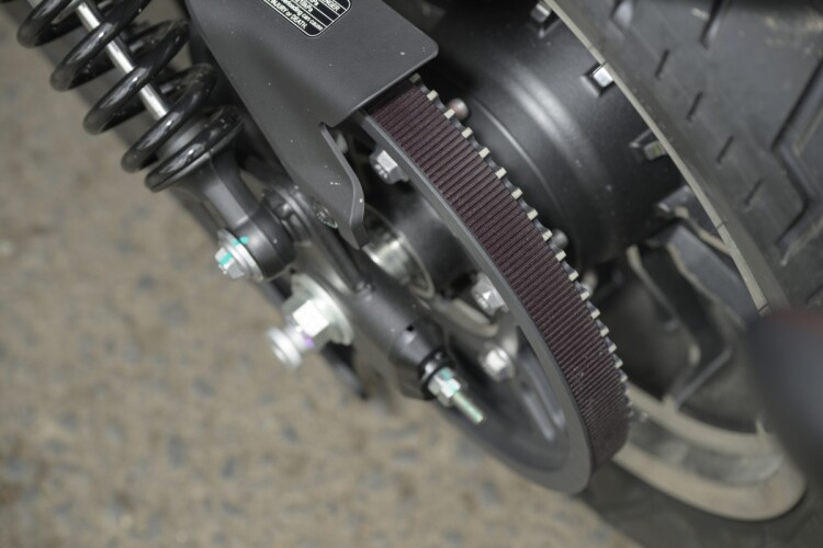 QJMOTOR SRV 600 V