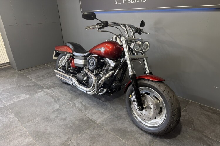 2009 HARLEY-DAVIDSON DYNA, Red - photo 2