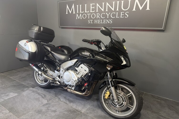 2011 HONDA CBF1000, Black - photo 2