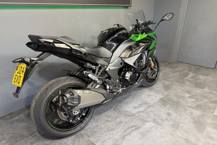 KAWASAKI NINJA 1000SX