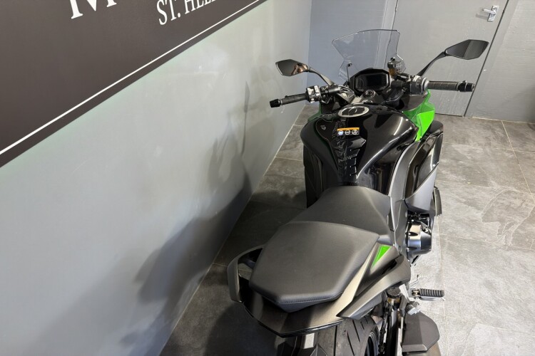 KAWASAKI NINJA 1000SX