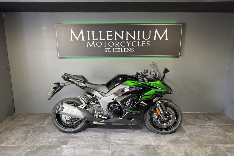 KAWASAKI NINJA 1000SX