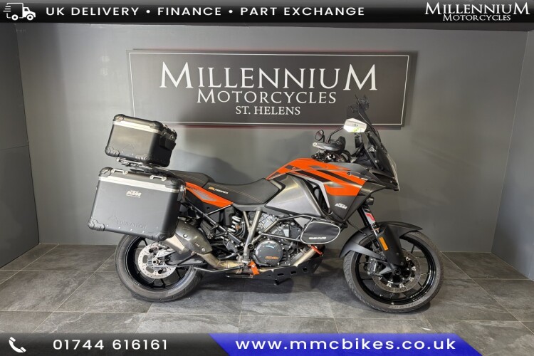 2020 KTM 1290 SUPER ADVENTURE S, Orange