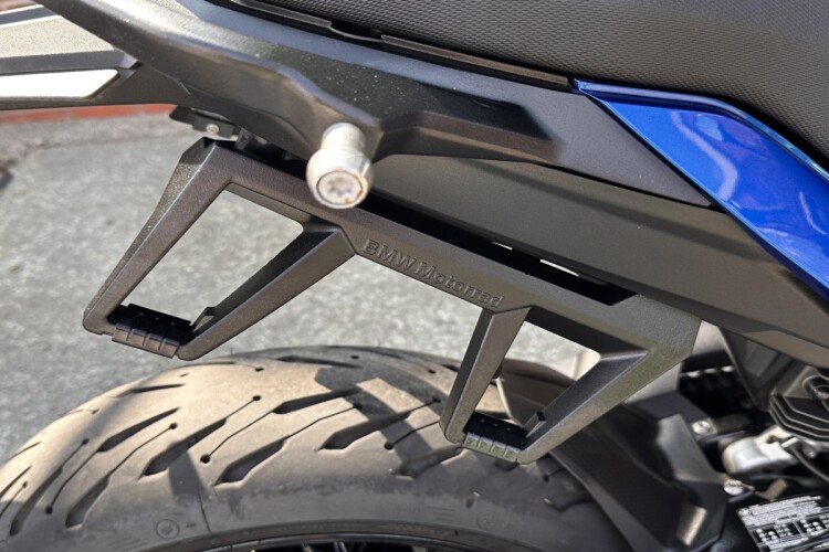 2024 BMW F900 XR, Blue - photo 7