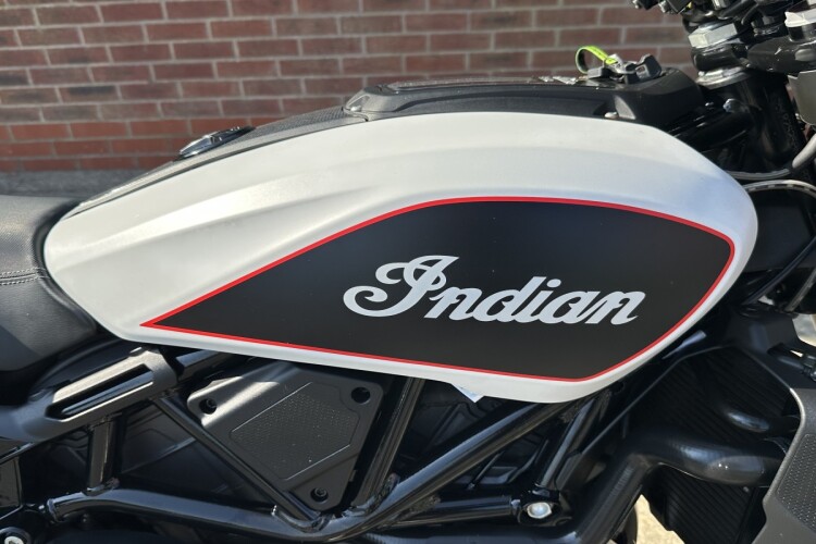 2022 INDIAN FTR SPORT, Ghost White - photo 4