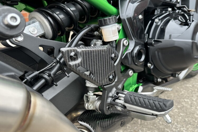 KAWASAKI Z900