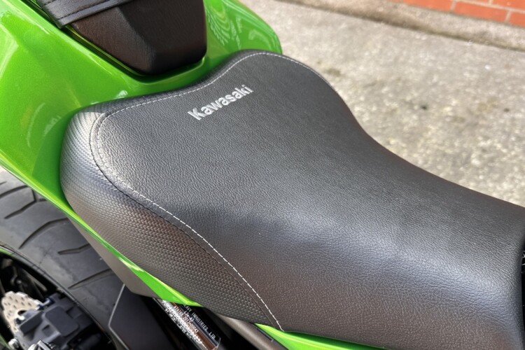 KAWASAKI Z900