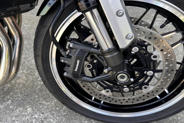 KAWASAKI Z900 RS