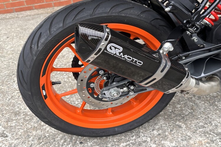 2022 KTM 390 DUKE, Silver - photo 4