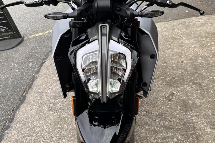 2022 KTM 390 DUKE, Silver - photo 12