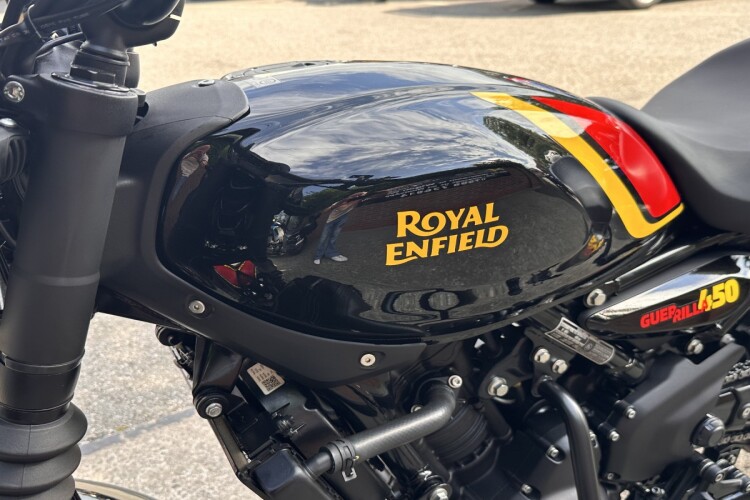 2024 ROYAL ENFIELD GUERRILLA 450, Black - photo 18