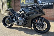 2025 SUZUKI GSX-8R, Black - photo 2