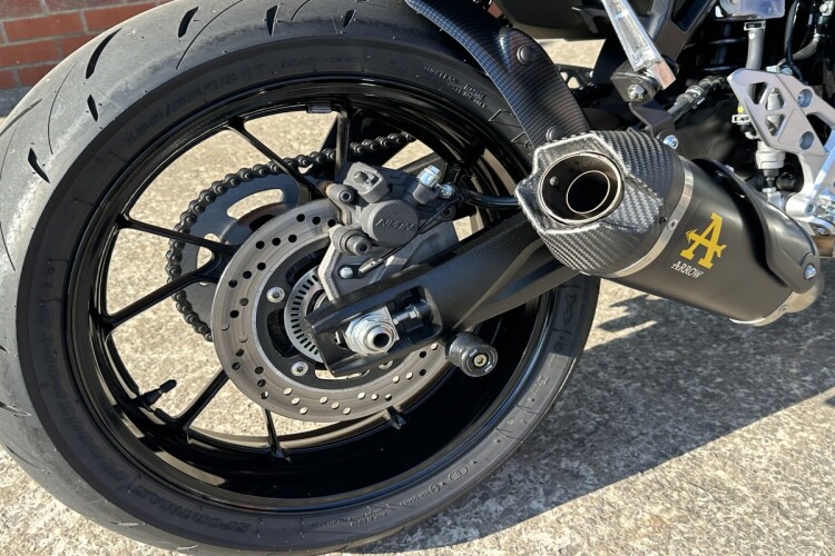 2025 SUZUKI GSX-8R, Black - photo 5