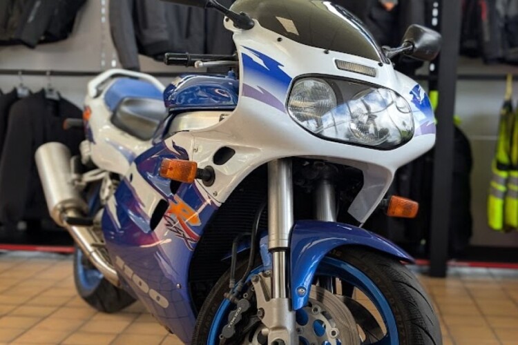 1994 SUZUKI GSXR1100WR, Blue/White - photo 3