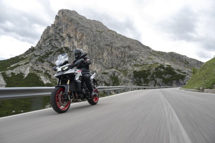 2027 BENELLI TRK 902 STRADALE, Oxide Green - photo 19